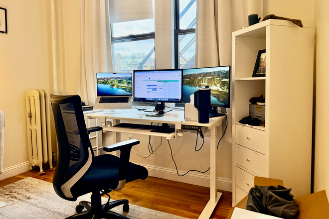 1 - No Fee Condo Quality 2 bedroom no fee 9/1