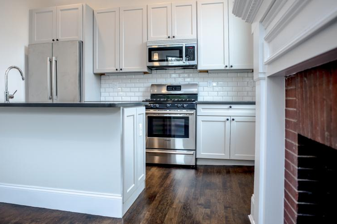 Call NOW for showings! 617-236-8600 - NEWCOMB ST - *75% OFF BROKERAAGE FEE* MODERN CHIC HIGH END 3BR/1BA AVAIL *9/1/2026* W/ IN UNIT LNDRY Apartments