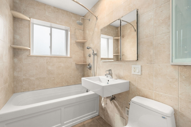 bathroom - 2 bed 1 bath top floor corner unit with balcony 2 parking spaces included Condo