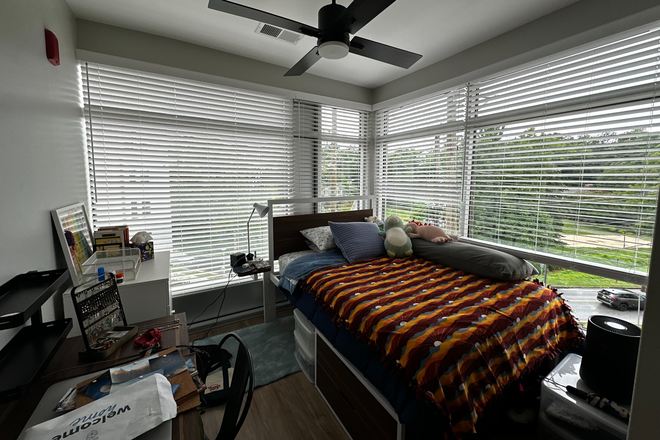 Bedroom - Aspen Heights Apartments