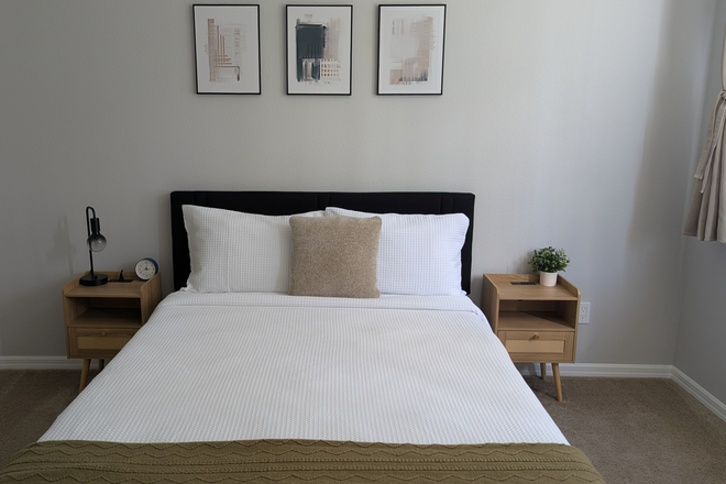 Master Suite - Master Suite Haven with Pool Access in Gated Community