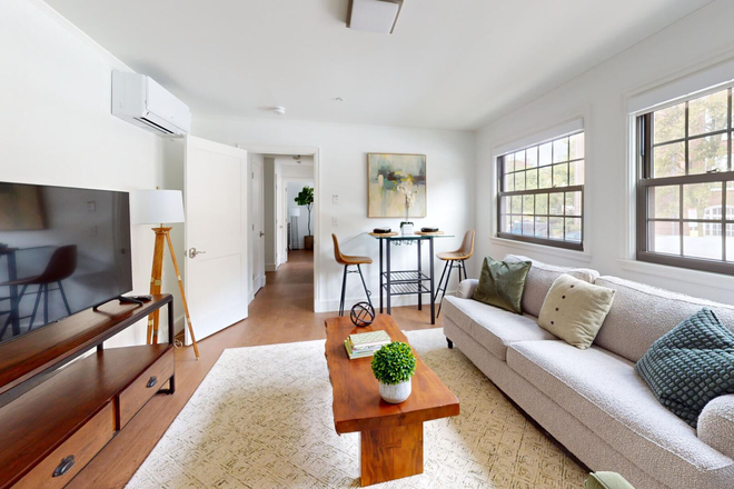 1 - SEPT 2025 NO FEE + 1 MONTH FREE?BRAND NEW Harvard Sq. 1-3 Beds?H/HW Includ.?Pets OK