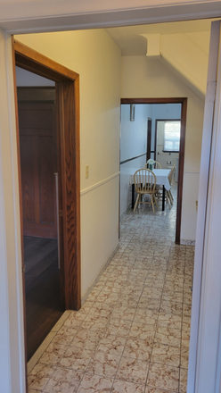 hall way view into apartment - 2 Bedroom unit with Laundry in Annex Neighbourhood (Christie Pits Park) Triplex