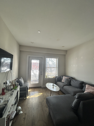 Living Room - Private bedroom close to campus Apartments