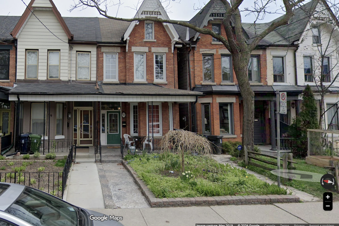 Outside View - Flexible Lease 1 Bedroom Fully Furnished Harbord Village