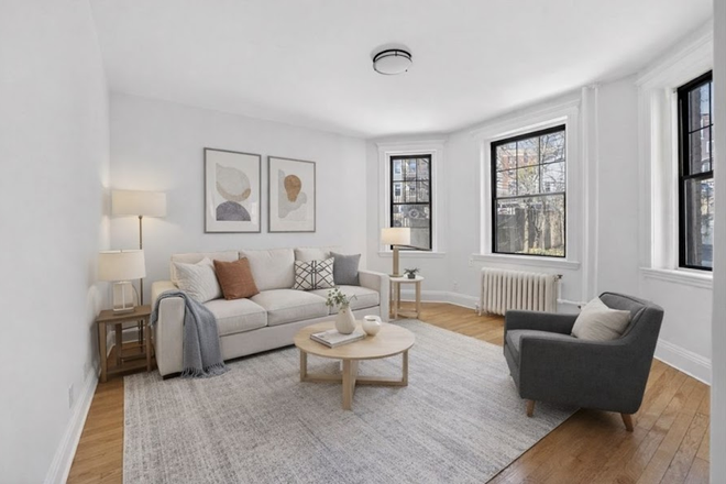 Livingroom/3rd bedroom - Reservoir Place condominium