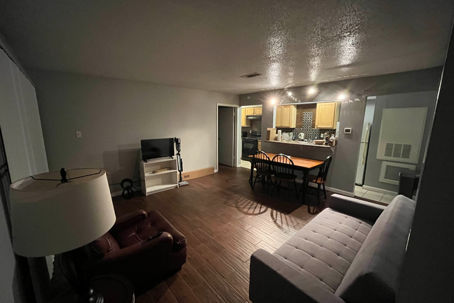 Shared living area - Autumn Circle Apartment, looking for one subtenant
