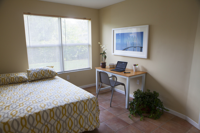 Bedroom - UM housing walking distance to campus House