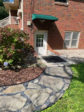 entrance - Private, fully furnished apartment