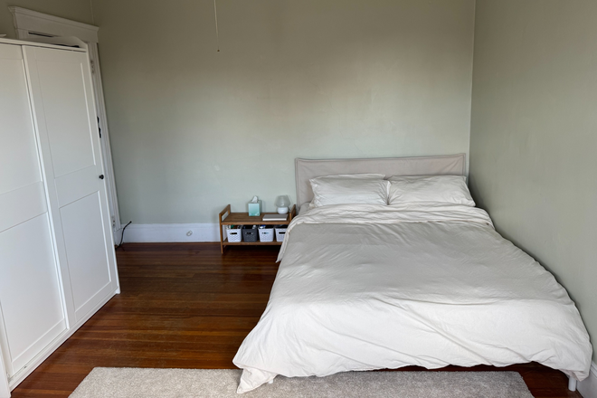 Bedroom - Summer Sublet (May 9–Aug 31) — Furnished Room Apartments