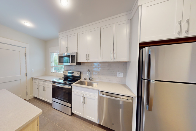 Kitchen - Banks St Cambridge 2 Bed Apartments