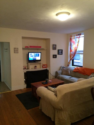 livingroom - ABERDEEN ST  3 BED 1.5 BATH NEAR BU, LONGWOOD, FENWAY 09/01 Apartments