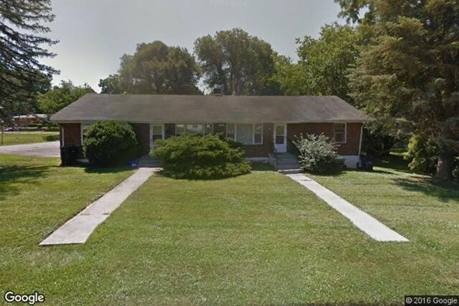 Photo - 870AB - 316 Reynolds Ave DM Apartments