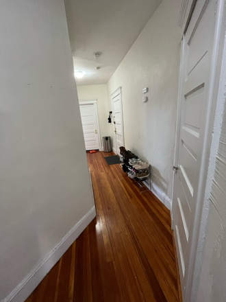 hallway - Room in 3bd/1bath apt - Sept 1st move in!