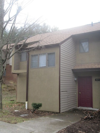 - 3 Bedroom 2.5 Bath Townhouse