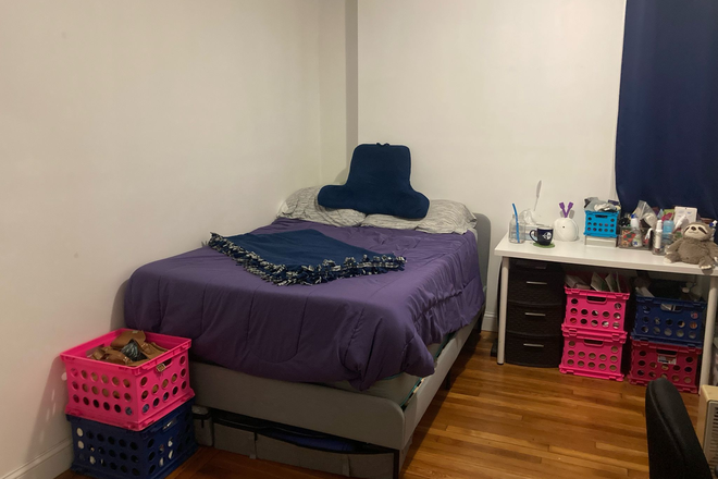 Bedroom - Rooms available in a 2nd floor Duplex Duplex