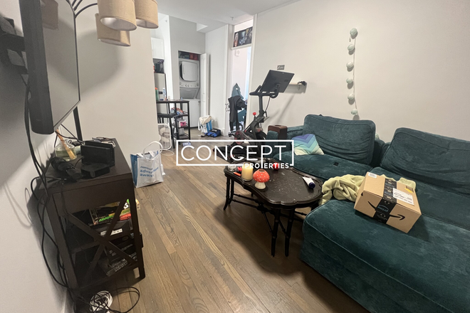 81 Park Dr - [ No broker fee] Renovated 2 beds/1bath in West Fenway for Aug 1st [washer/dryer in unit]