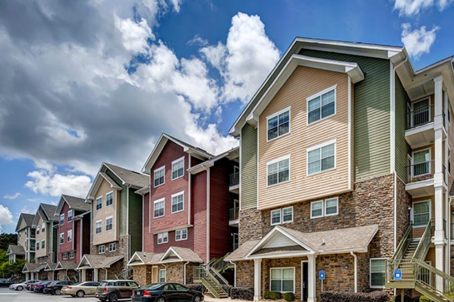 Outside - The Nest Apartments