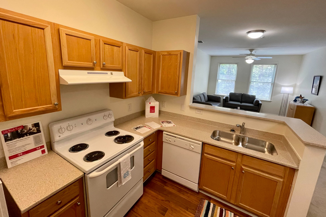 Kitchen - Baity Hill Graduate and Family Housing - Carolina Housing