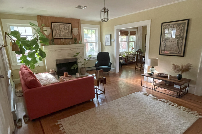 Living room - Furnished room for female only-Alexander Rd-Princeton Junction House