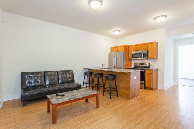 Kitchen - 3835-37 Hamilton St - 1, 2 and 3 Bedroom Layouts (Parking, Gym + Laundry) Apartments