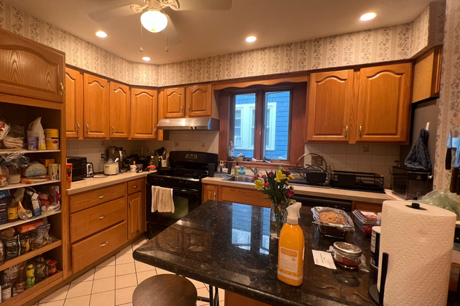 Unit 1: kitchen - NO BROKER FEE 4B1B $5200 and 6B2B $7200 Available 6/1/27 Apartments