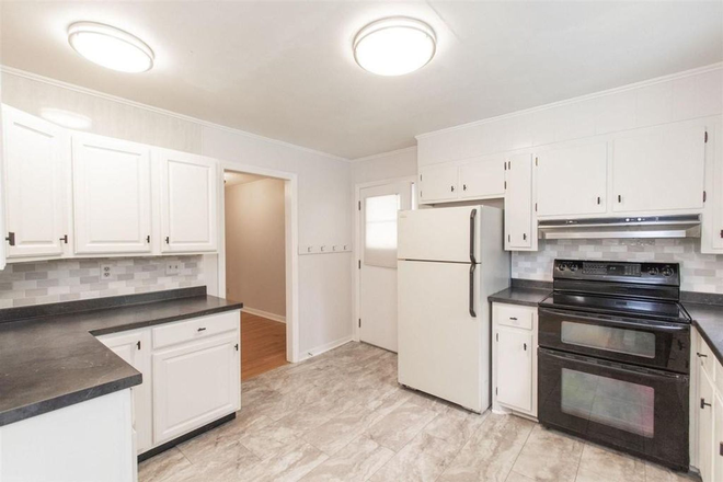  - 3 Bedroom 3 Bath House