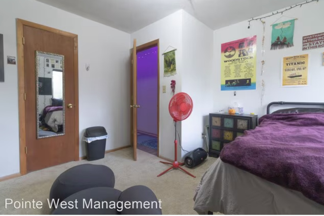 Bedroom - Pointewest Management Apartments