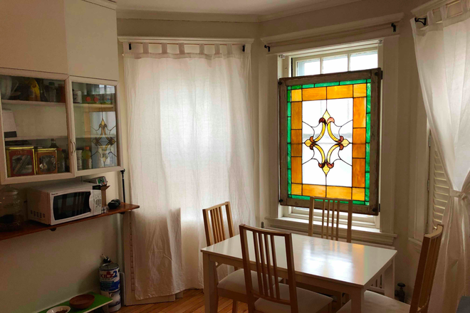 dining area - Private space avaialble in apartment of Harvard affiliated clinician