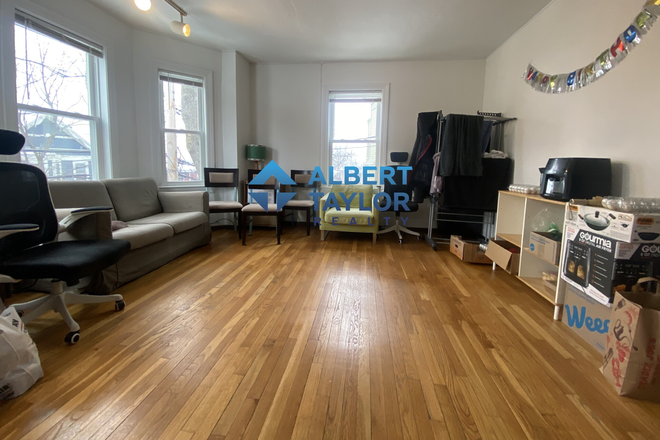 Living Room - Renovated 3 Bed 1 Bath with Private Porch! Apartments