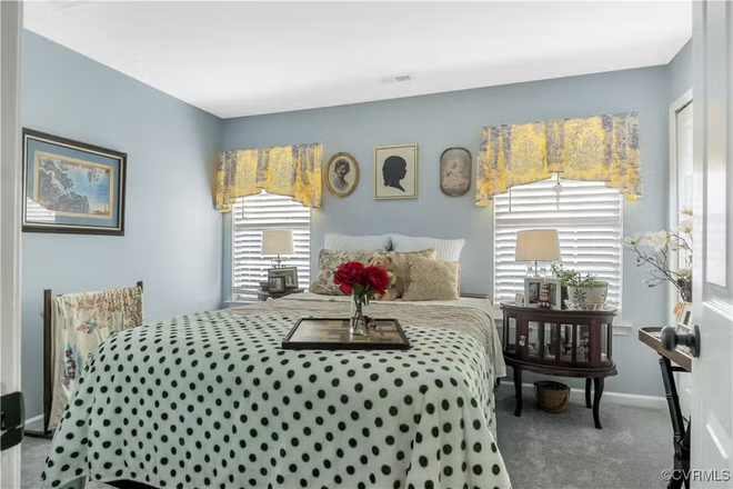 Renter's Room - Private Ensuite Room Near William & Mary House