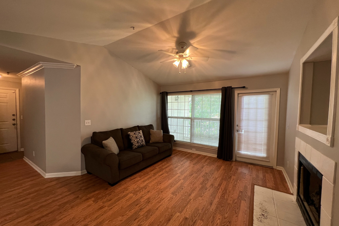 Living room - 2 Bed 2 Bath Condo WITH GARAGE