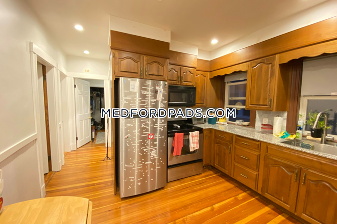 Kitchen - NO BROKER FEE! 5 Bed 1 Bath Apartment on Bowdoin St. in Medford!