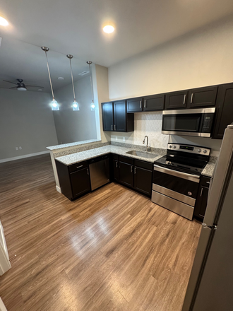 Kitchen - Nova Towers