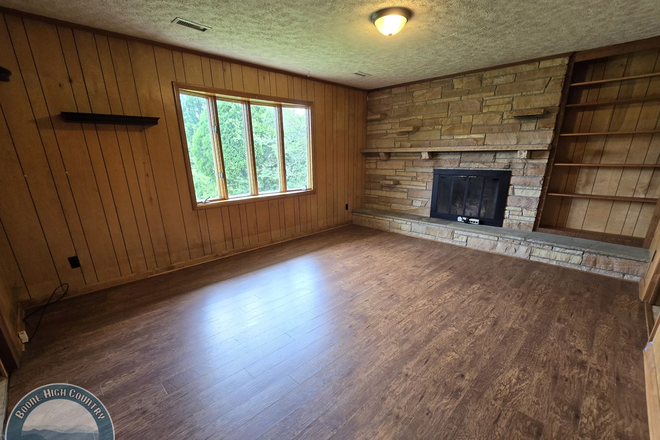 Photo - Brick Ranch Home