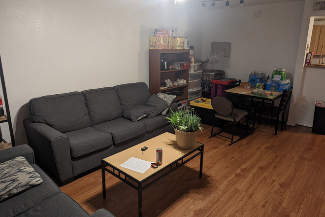 Living Room - Riverwalk Luxury Apartments