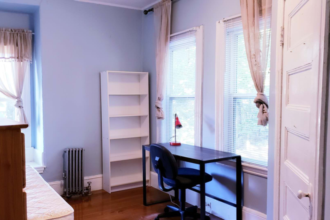 Nice g cozy Beroom at $900/month; - Furnished Room near BC & T to NEU, Harvard & Longwood, Free WiFi, No Fee