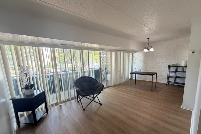 Living area - 2 Beds 1 Bath - Apartment