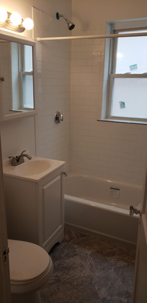 bathroom - Sunny Brighton studio for 6/1 - NO FEE! Apartments