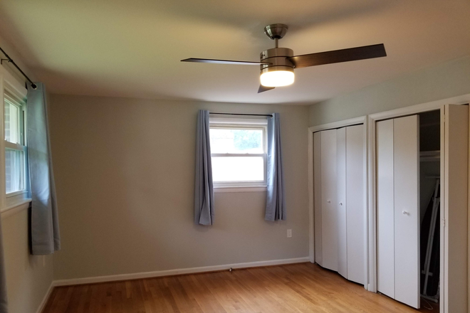 Bedroom #2 on upper level - Two Bedrooms with one Bathroom Available (Walk to UMD College Park, About 1/2 mile, Very cl House