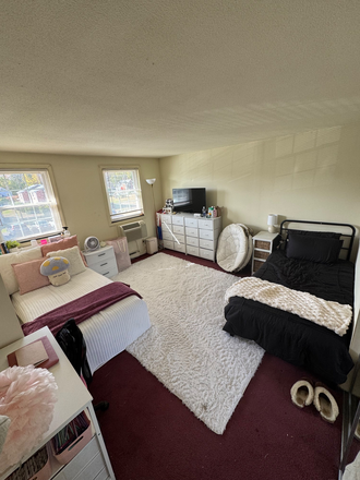 Bedroom - Townehouses of Amherst