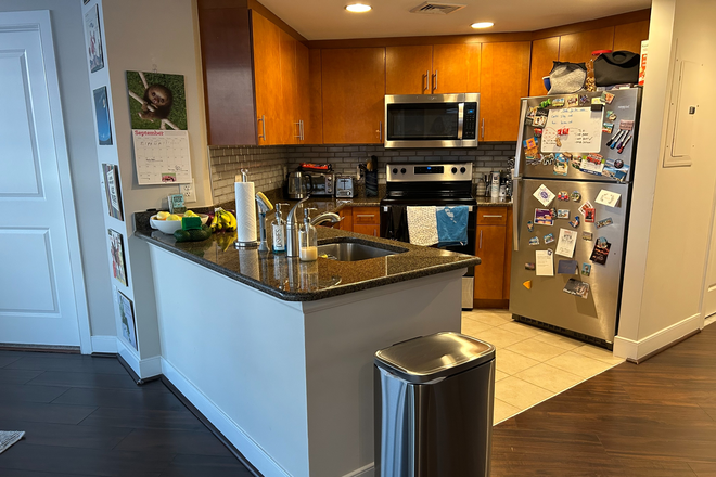 Kitchen - Furnished Master in 2 bed/2 bath corner unit Apartments