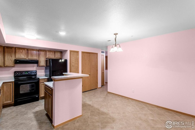 3 - AUGUST PRELEASING: 2990 Shadow Creek Dr. #M207 Condo