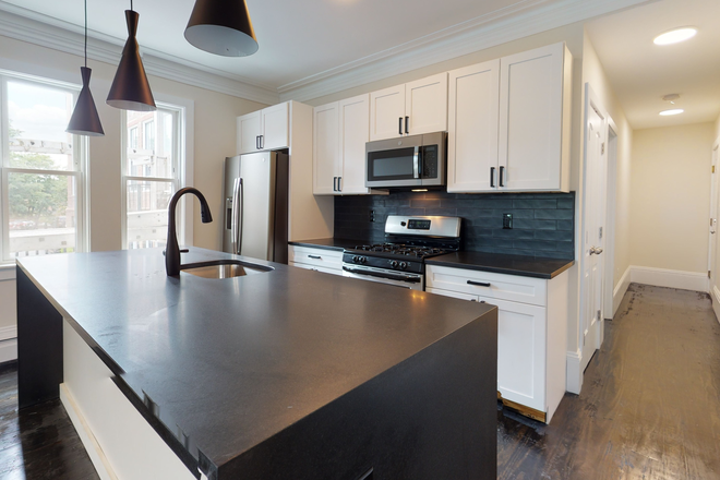 Call NOW for showings! 617-236-8600 - PARKER ST - *NO FEE!* LUXE RENOVATED 5BR DUPLEX FOR *9/1/2026* W/ IN UNIT W/D, 2 BATHS, PATIO, YARD!