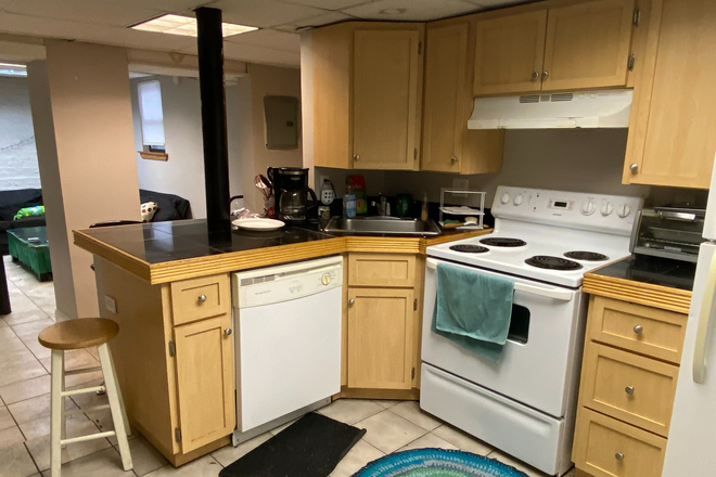 Modern Kitchen - **BEST DEAL YOU CAN FIND** Modern 2-bed | Babcock T-Stop | Seconds to Campus - WON'T LAST LONG! Apartments