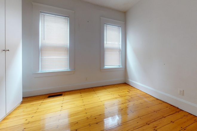 Call NOW for showings! 617-236-8600 - CHEROKEE ST - RENOVATED FLR THRU 1ST LEVEL 3BR AVAIL *9/1/2026* W/ IN UNIT LNDRY, 1.5 BATH, EIK, DW Apartments