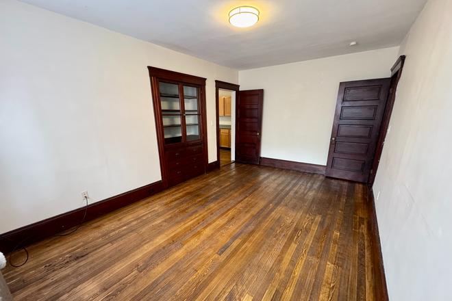 1 - AVAIL NOW – Cambridge 2 Bed with 2 Baths w/ Office, Renovated Kitchen & Porch! No Broker Fees! Apartments