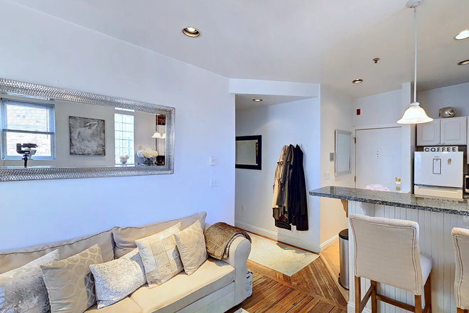 Call NOW for showings! 617-236-8600 - PRINCE ST - *NO FEE* MODERN 2BR/1BA IN NORTH END FOR *9/1/2026* W/ DW, LNDRY IN BLDNG, EQUAL BDRMS! Apartments