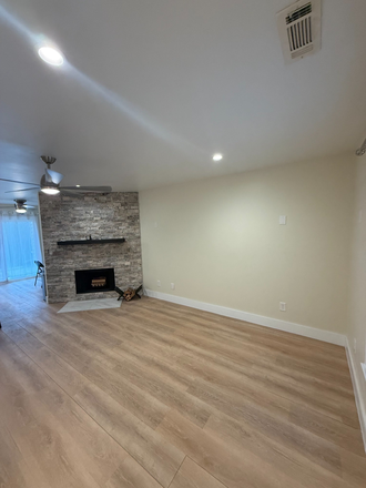 Full Living Room - Summer Rental at UNC Townhome