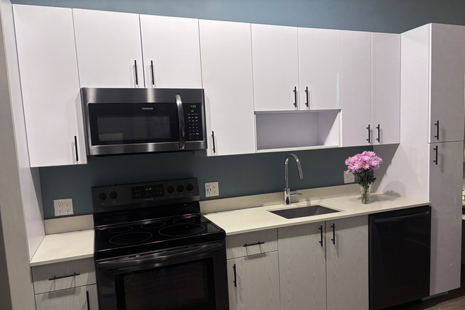 Kitchen - Studio Unit at Hub On Campus Gainesville-University